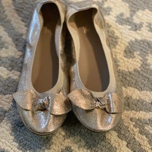 Ballerina style size 4 BRAND NEW shoes.